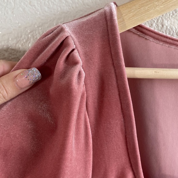 Dress - Picture 2 of 2